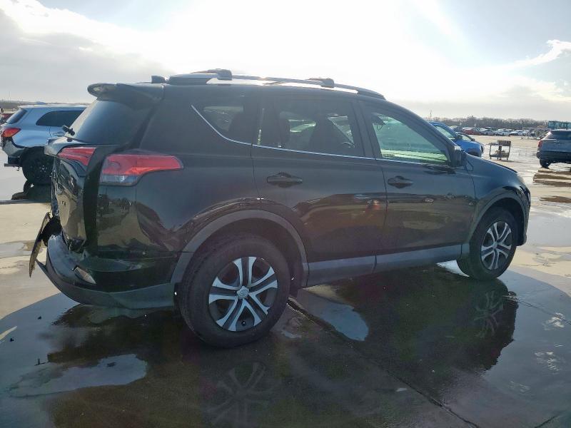 2T3ZFREV5HW376747 - 2017 TOYOTA RAV4 LE Қара фото 3