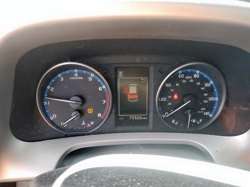 2T3ZFREV5HW376747 - 2017 TOYOTA RAV4 LE Қара фото 9