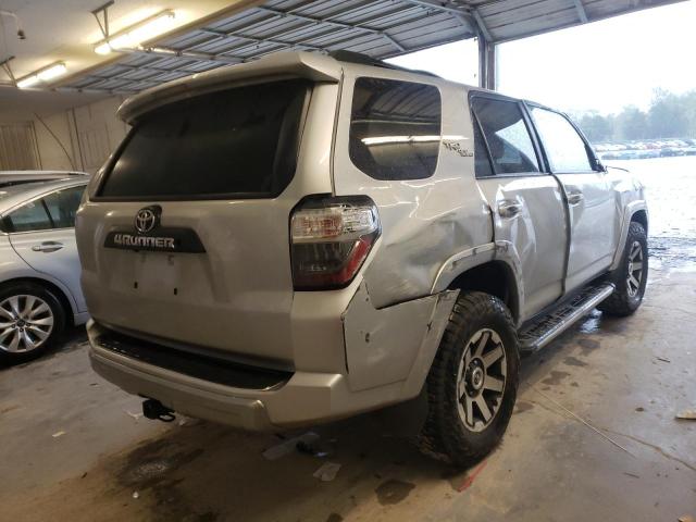 JTEBU5JR6L5791483 - 2020 TOYOTA 4RUNNER SR5/SR5 PREMIUM 银色 照片 3