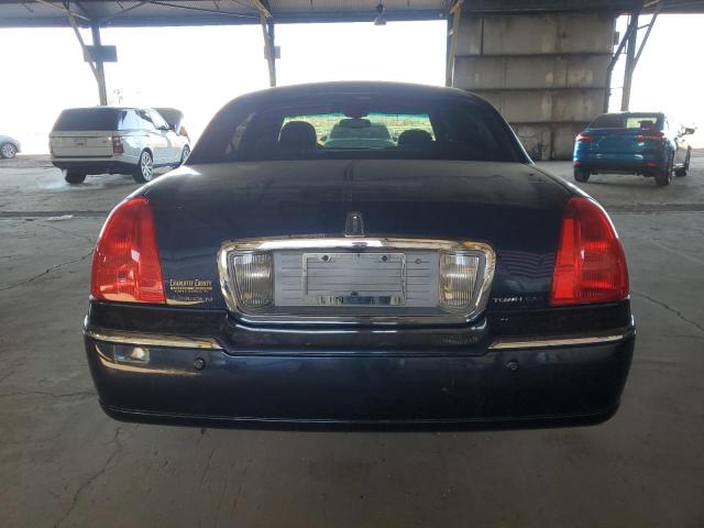 1LNHM81W24Y635183 - 2004 LINCOLN TOWN CAR EXECUTIVE Blau Foto 6