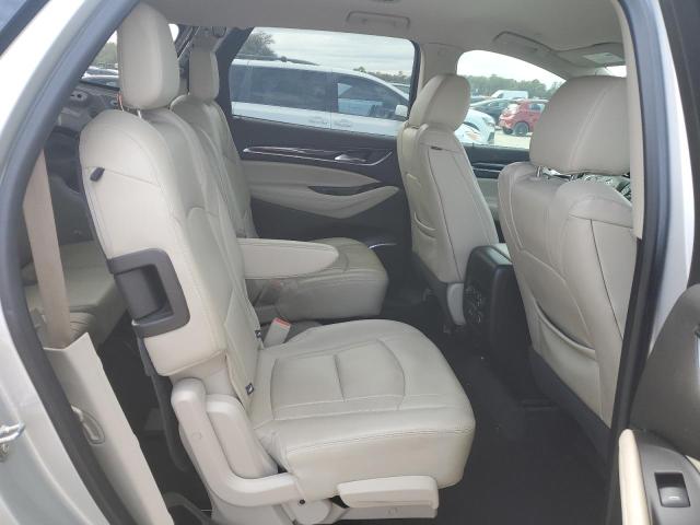 5GAERBKWXJJ231137 - 2018 BUICK ENCLAVE ESSENCE 银色 照片 11