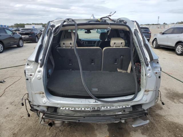 5GAERBKWXJJ231137 - 2018 BUICK ENCLAVE ESSENCE 银色 照片 6