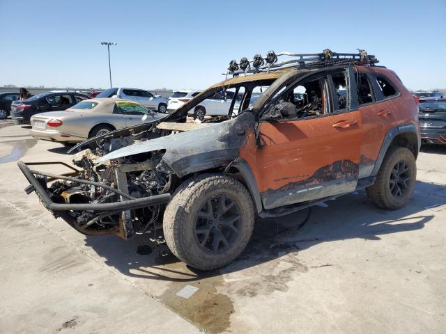 1C4PJMBS3GW155070 - 2016 JEEP CHEROKEE TRAILHAWK ORANGE photo 1