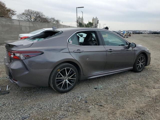 4T1T11AK6PU723852 - 2023 TOYOTA CAMRY SE NIGHT SHADE GRAY photo 3
