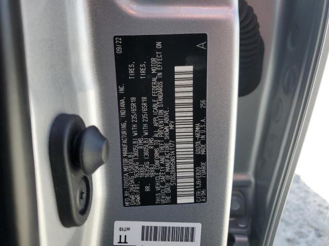 5TDGZRAH5NS141177 - 2022 TOYOTA HIGHLANDER XLE 银色 照片 13