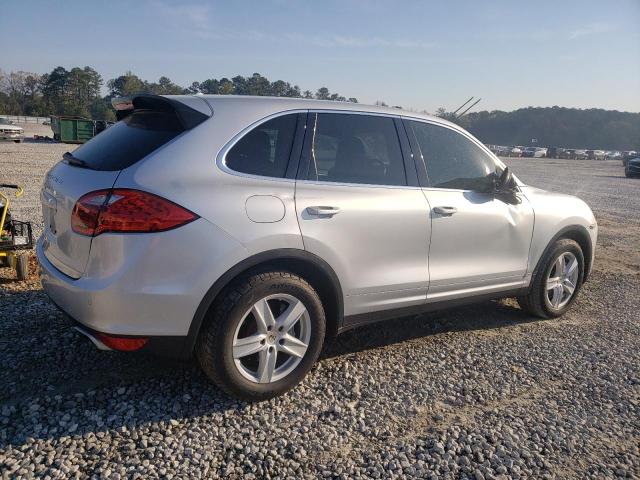 WP1AA2A27CLA07302 - 2012 PORSCHE CAYENNE SILVER photo 3