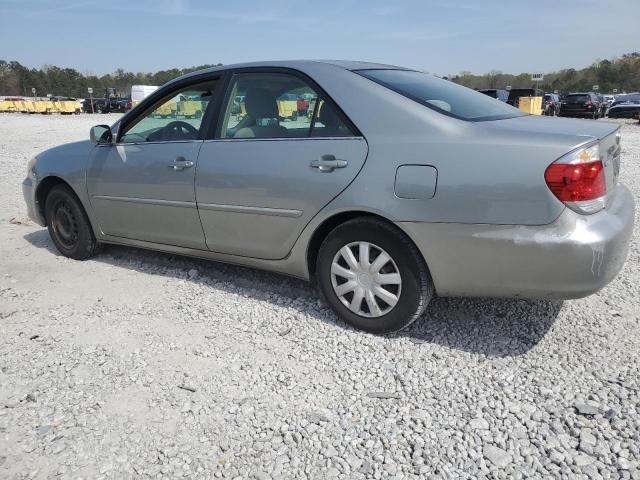 4T1BE32K35U594962 - 2005 TOYOTA CAMRY LE SILVER photo 2