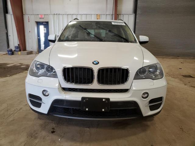 5UXZV4C54CL750316 - 2012 BMW X5 XDRIVE35I WHITE photo 5