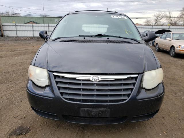 2A4GP54L27R281644 - 2007 CHRYSLER TOWN & COU TOURING შავი ფოტო 5