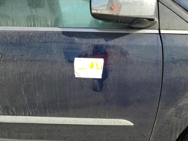 2C4RC1CG5DR560024 - 2013 CHRYSLER TOWN & COU TOURING L BLUE photo 13