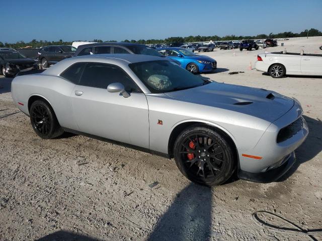 2C3CDZFJ8KH656410 - 2019 DODGE CHALLENGER R/T SCAT PACK SILVER photo 4