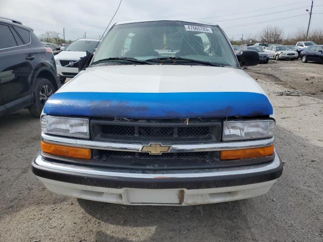 1GCCS1445Y8150175 - 2000 CHEVROLET S TRUCK S10 WHITE photo 5