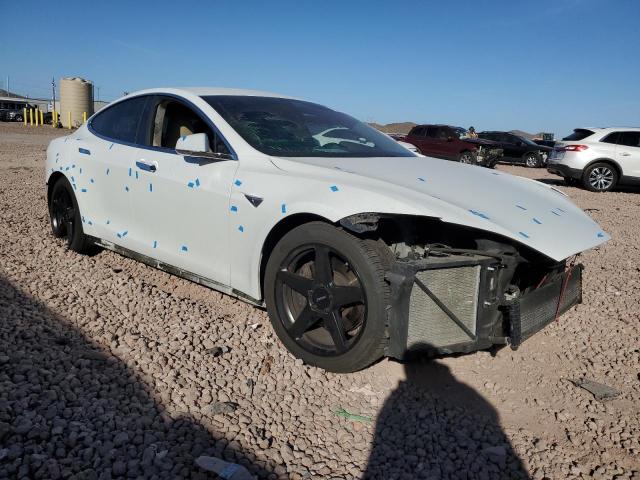 5YJSA1E24GF173988 - 2016 TESLA MODEL S WHITE photo 4