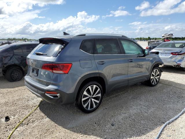 3VVSX7B22PM304046 - 2023 VOLKSWAGEN TAOS SE GRAY photo 3