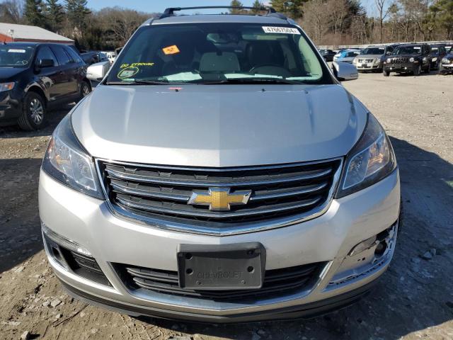 1GNKVHKD4FJ382116 - 2015 CHEVROLET TRAVERSE LT SILVER photo 5