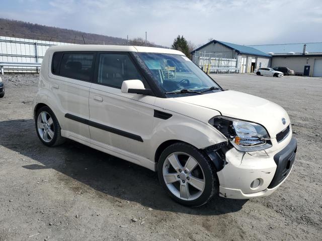 KNDJT2A20A7178751 - 2010 KIA SOUL + WHITE photo 4