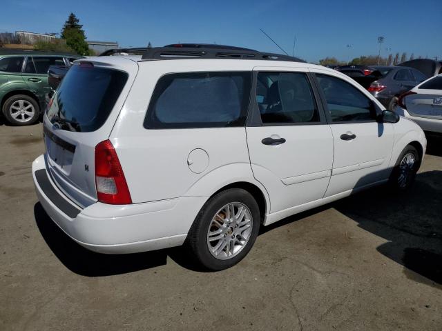 1FAFP36302W341655 - 2002 FORD FOCUS SE WHITE photo 3