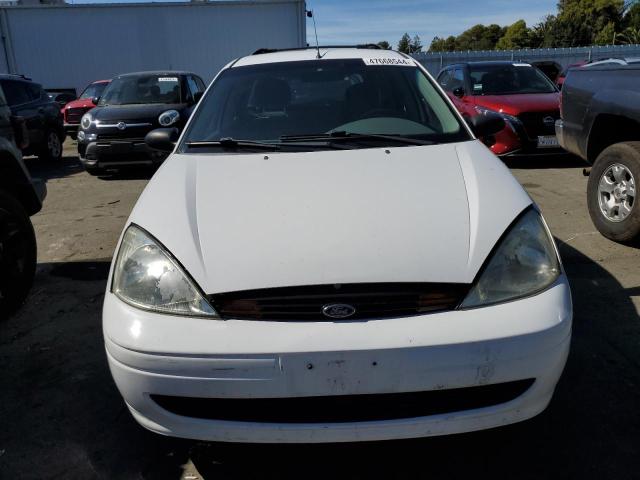 1FAFP36302W341655 - 2002 FORD FOCUS SE WHITE photo 5