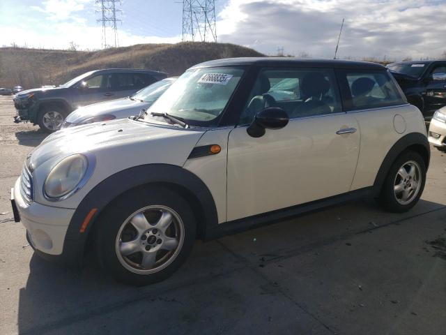 WMWMF3C50ATZ23410 - 2010 MINI COOPER WHITE photo 1