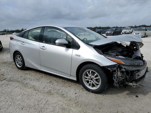 JTDKARFPXH3039879 - 2017 TOYOTA PRIUS PRIM ვერცხლისფერი ფოტო 4