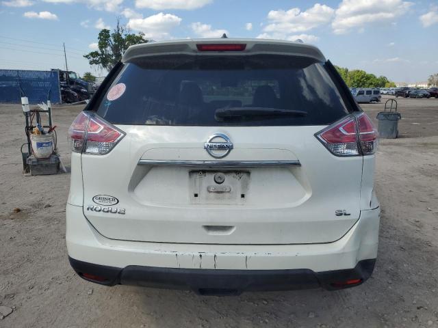 5N1AT2MTXFC895382 - 2015 NISSAN ROGUE S WHITE photo 6