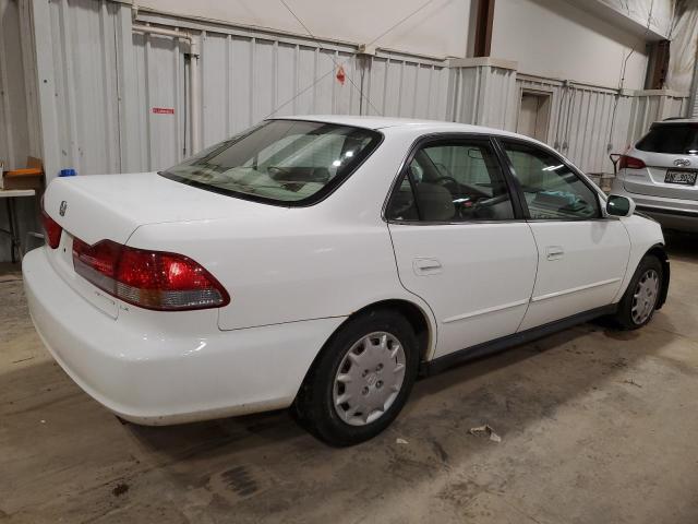 JHMCG66552C013809 - 2002 HONDA ACCORD LX WHITE photo 3