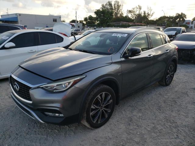 SJKCH5CR4HA022437 - 2017 INFINITI QX30 BASE GRAY photo 1