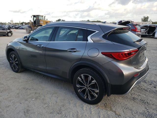 SJKCH5CR4HA022437 - 2017 INFINITI QX30 BASE GRAY photo 2