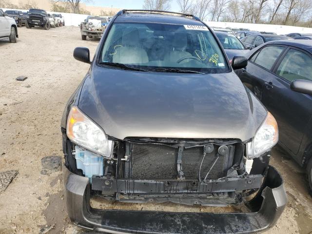 2T3ZF4DV7CW117867 - 2012 TOYOTA RAV4 GRAY photo 5