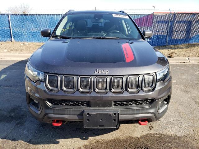 3C4NJDDB8NT105112 - 2022 JEEP COMPASS TRAILHAWK GRAY photo 5