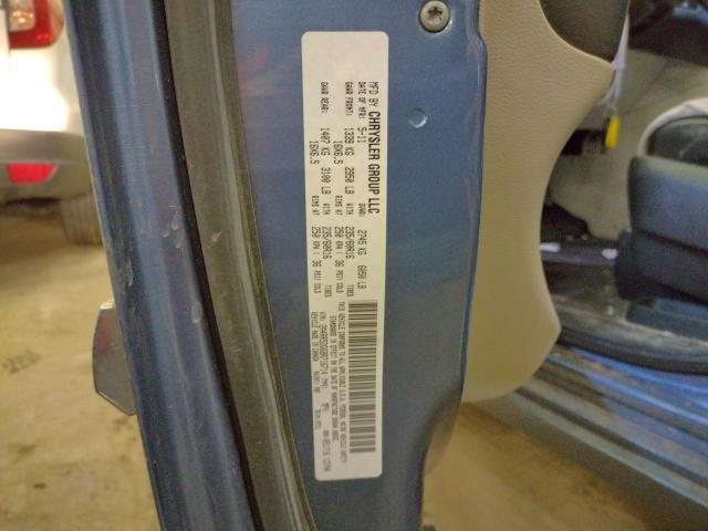 2A4RR5DG6BR716714 - 2011 CHRYSLER TOWN & COU TOURING BLUE photo 12