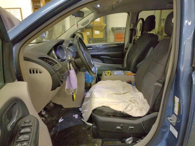 2A4RR5DG6BR716714 - 2011 CHRYSLER TOWN & COU TOURING BLUE photo 7