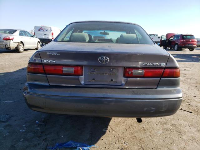 4T1BG22K6XU864998 - 1999 TOYOTA CAMRY CE GRAY photo 6