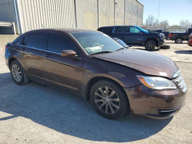 1C3CCBBB7DN736851 - 2013 CHRYSLER 200 TOURING MAROON photo 4