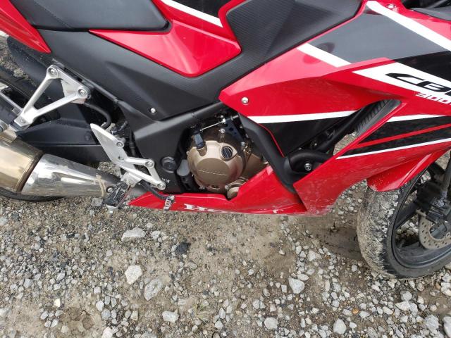 MLHNC5103K5500634 - 2019 HONDA CBR300 R RED photo 7