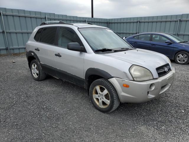 KM8JM12B85U199386 - 2005 HYUNDAI TUCSON GL SILVER photo 4