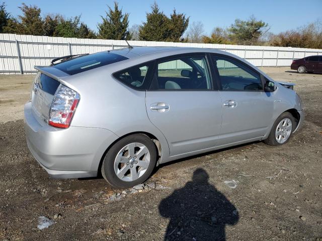 JTDKB20U677653449 - 2007 TOYOTA PRIUS SILVER photo 3