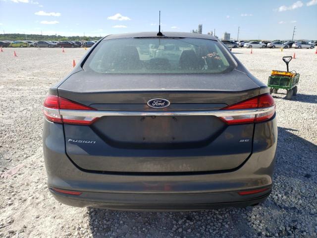 3FA6P0H77HR162572 - 2017 FORD FUSION SE GRAY photo 6