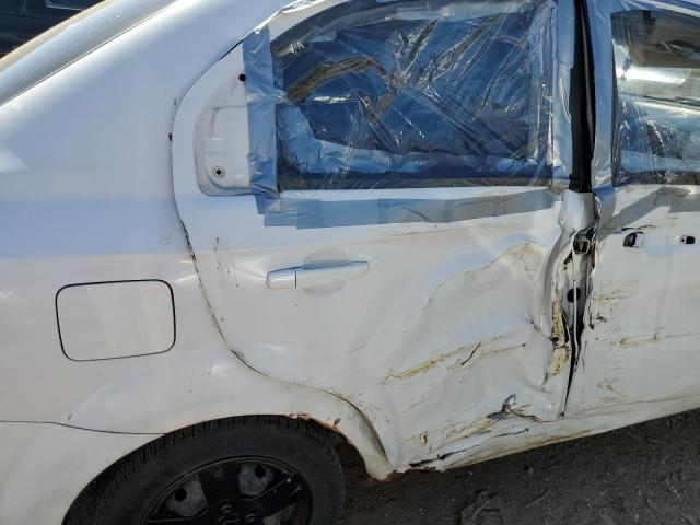 KL1TD56687B131015 - 2007 CHEVROLET AVEO BASE WHITE photo 10