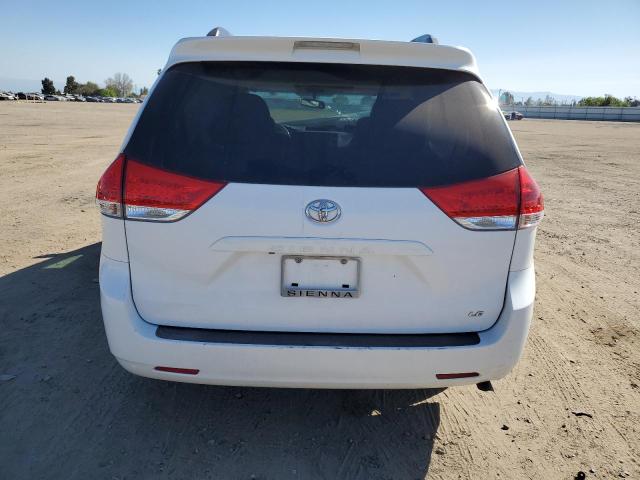 5TDKK3DC5BS022293 - 2011 TOYOTA SIENNA LE WHITE photo 6