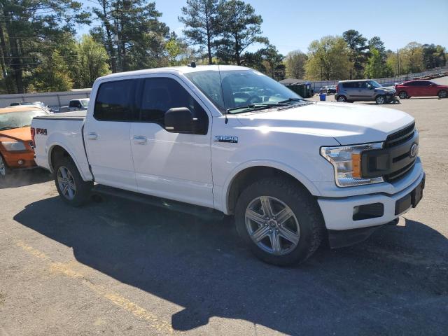 1FTEW1E51KKE69703 - 2019 FORD F150 SUPERCREW WHITE photo 4