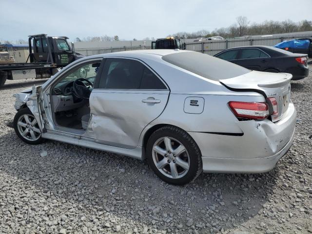 4T1BF3EK9BU136119 - 2011 TOYOTA CAMRY BASE SILVER photo 2