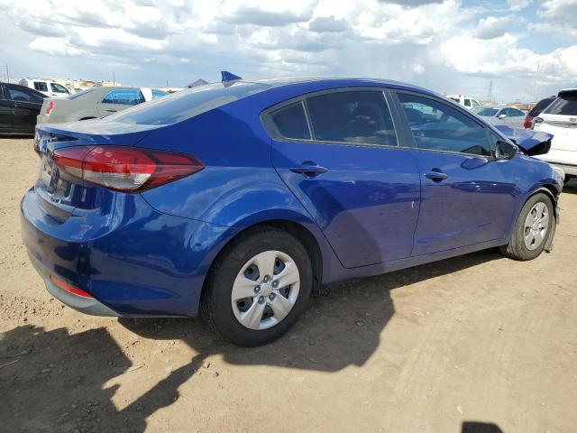 3KPFK4A73HE028269 - 2017 KIA FORTE LX BLUE photo 3