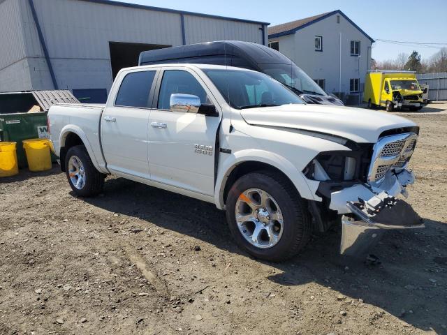 1C6RR7NM2JS254629 - 2018 RAM 1500 LARAMIE WHITE photo 4