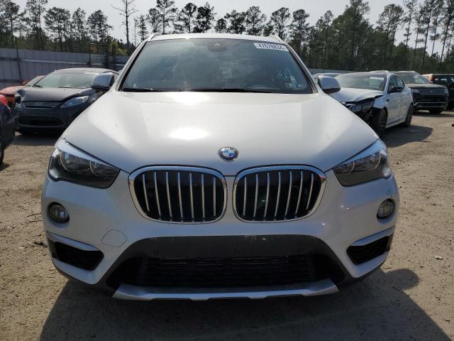 WBXHT3C50K5L91176 - 2019 BMW X1 XDRIVE28I WHITE photo 5