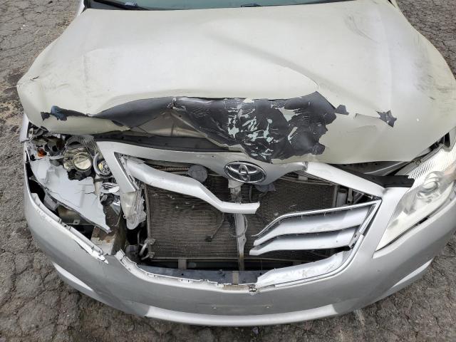 4T4BF3EKXAR012395 - 2010 TOYOTA CAMRY BASE Արծաթագույն լուսանկար 11