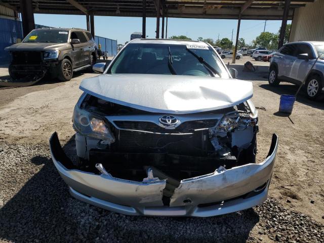 4T1BF1FK2EU726931 - 2014 TOYOTA CAMRY L SILVER photo 5