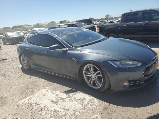 5YJSA1AG3DFP13358 - 2013 TESLA MODEL S GRAY photo 4