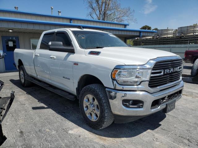 3C6UR5JJ4KG704770 - 2019 RAM 2500 BIG HORN WHITE photo 4