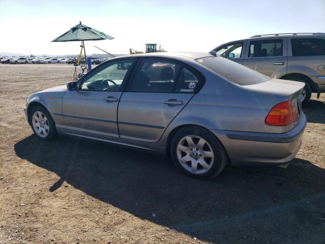 WBAAZ33495KW77423 - 2005 BMW 325 IS SULEV SILVER photo 2